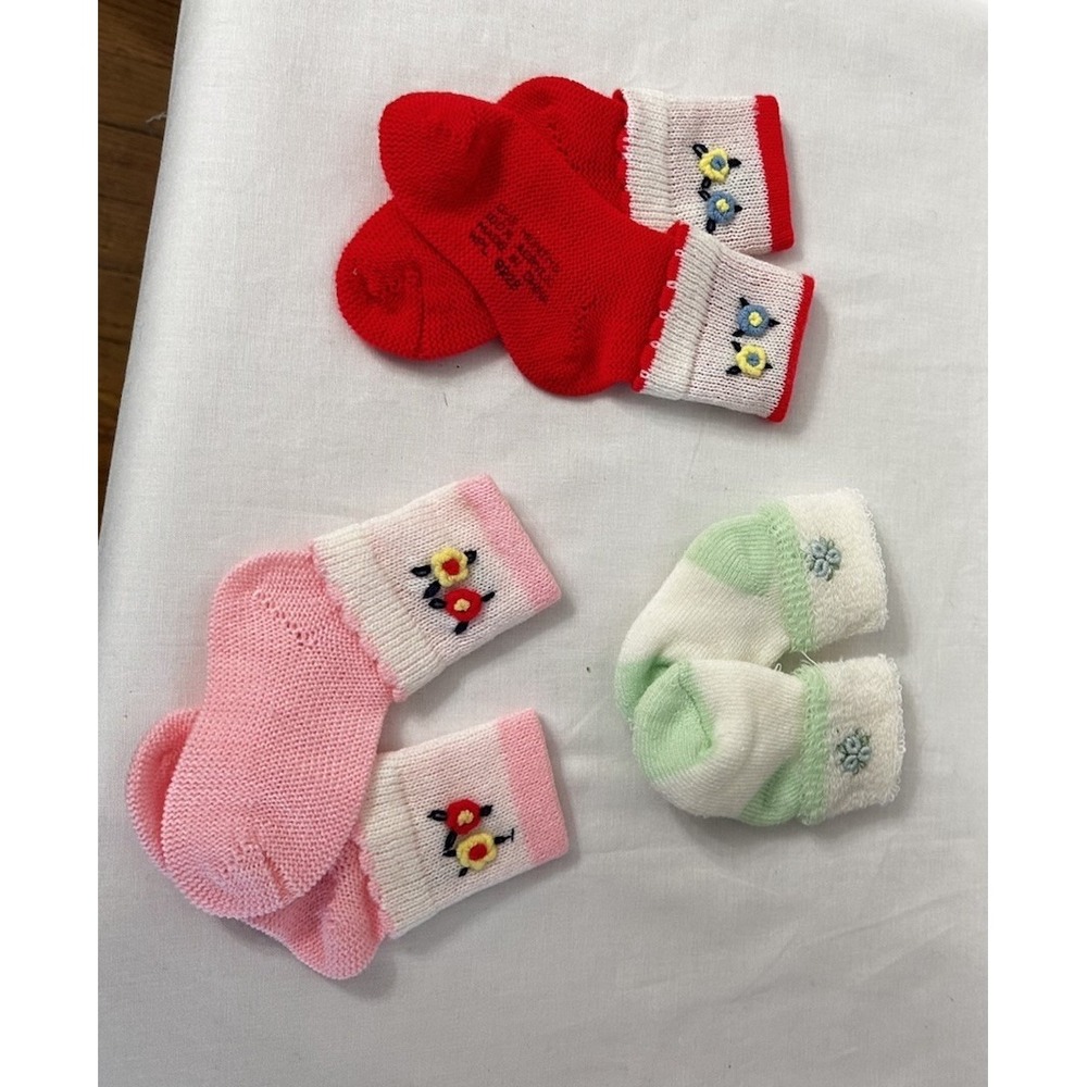 NWOT‎ Lot of 3 Vintage Girls Doll Socks Pink Green Red